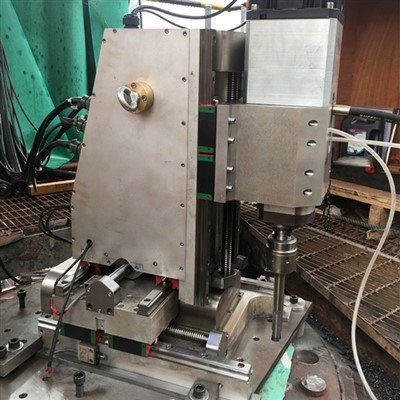 Fresatrice per filetti CNC